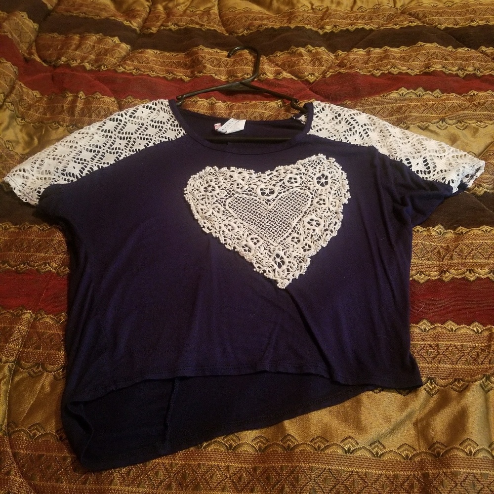 Navy and cream lace small cropped tee NWOT